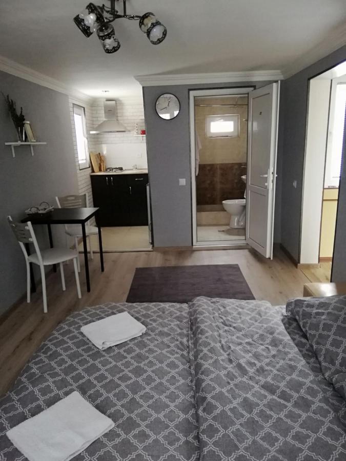 Lamara Apartment Tbilisi ภายนอก รูปภาพ