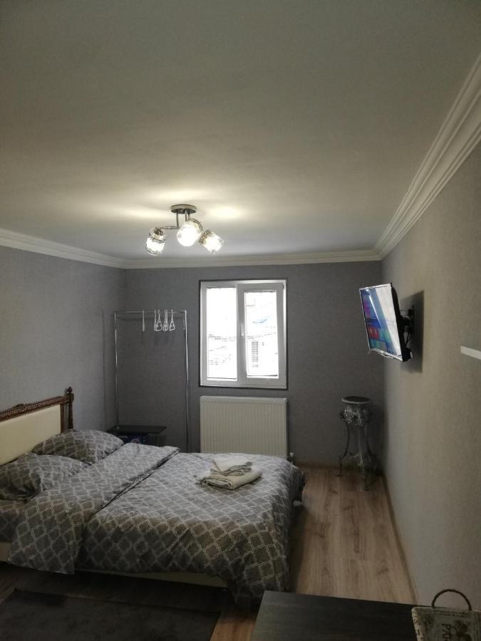 Lamara Apartment Tbilisi ภายนอก รูปภาพ